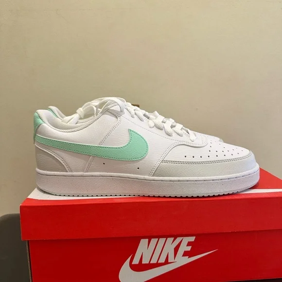 Nike | Shoes | Nib Nike Court Vision Low Nn Men Basketball  display picture 3